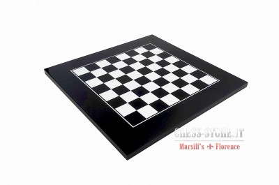 chess board pieces