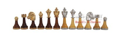 Chess pieces online