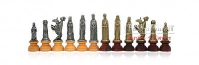 CHESS PIECES MADE IN METAL AND WOOD online