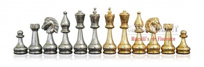 Chess pieces online