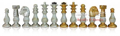 Chess pieces online